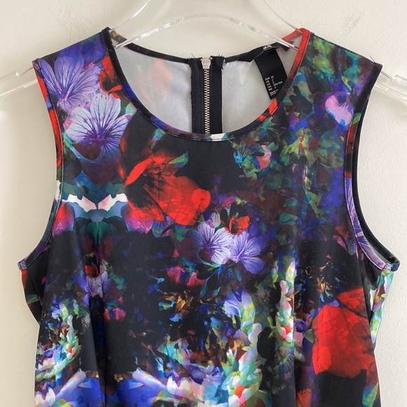 H&M Floral Print Peplum Dress - Picture 4 of 15